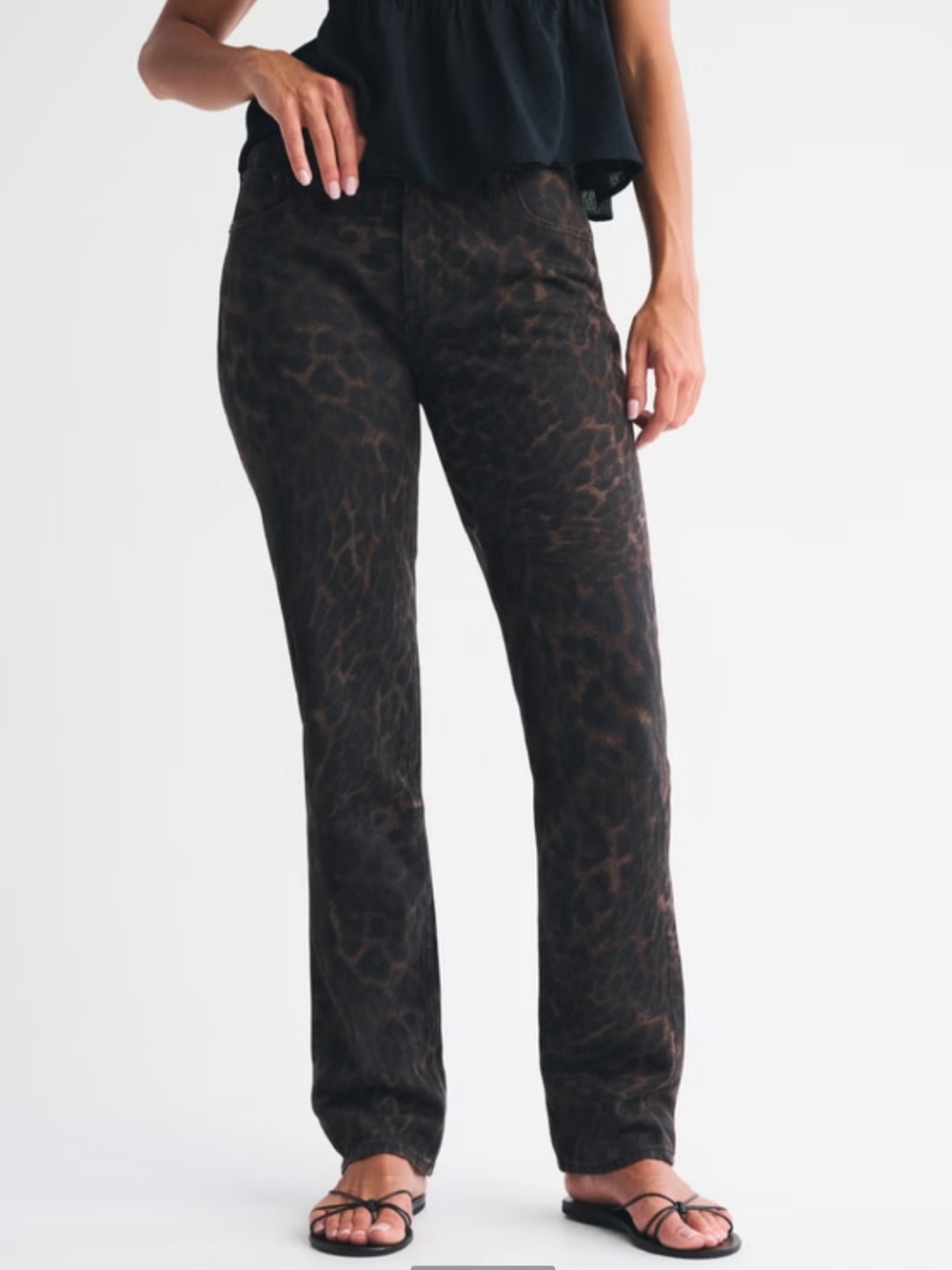 ABERCROMBIE Curve Love Mid Rise 90s Straight Leopard Print Jean NWT